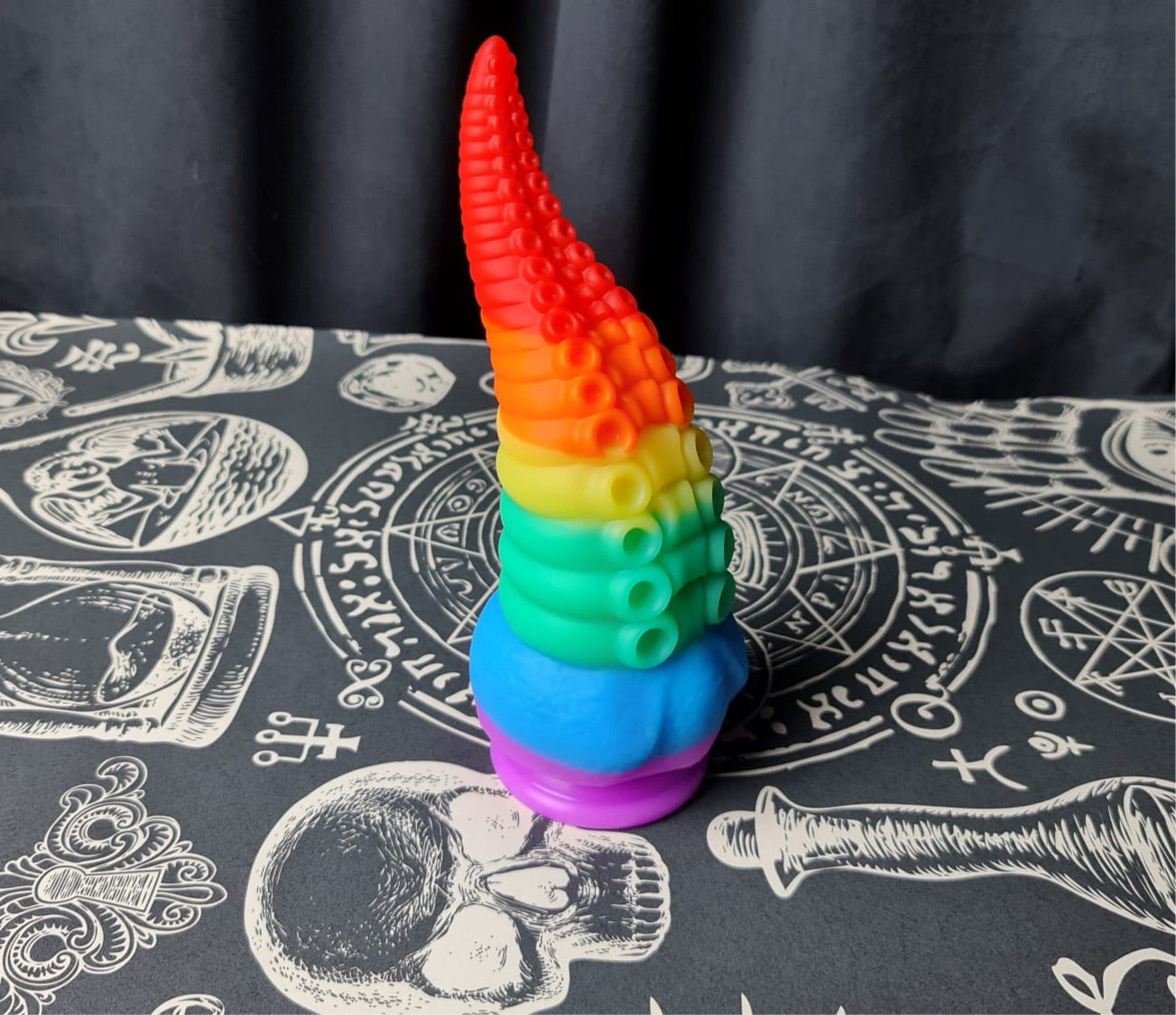 BDSM Fantasy Tentacle Monster Dildo