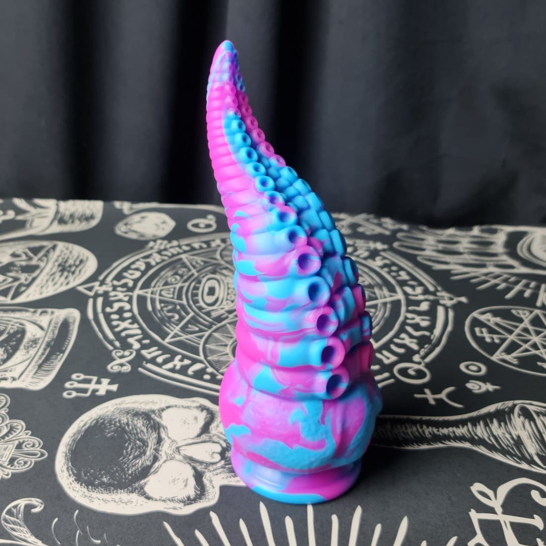 BDSM Fantasy Tentacle Monster Dildo