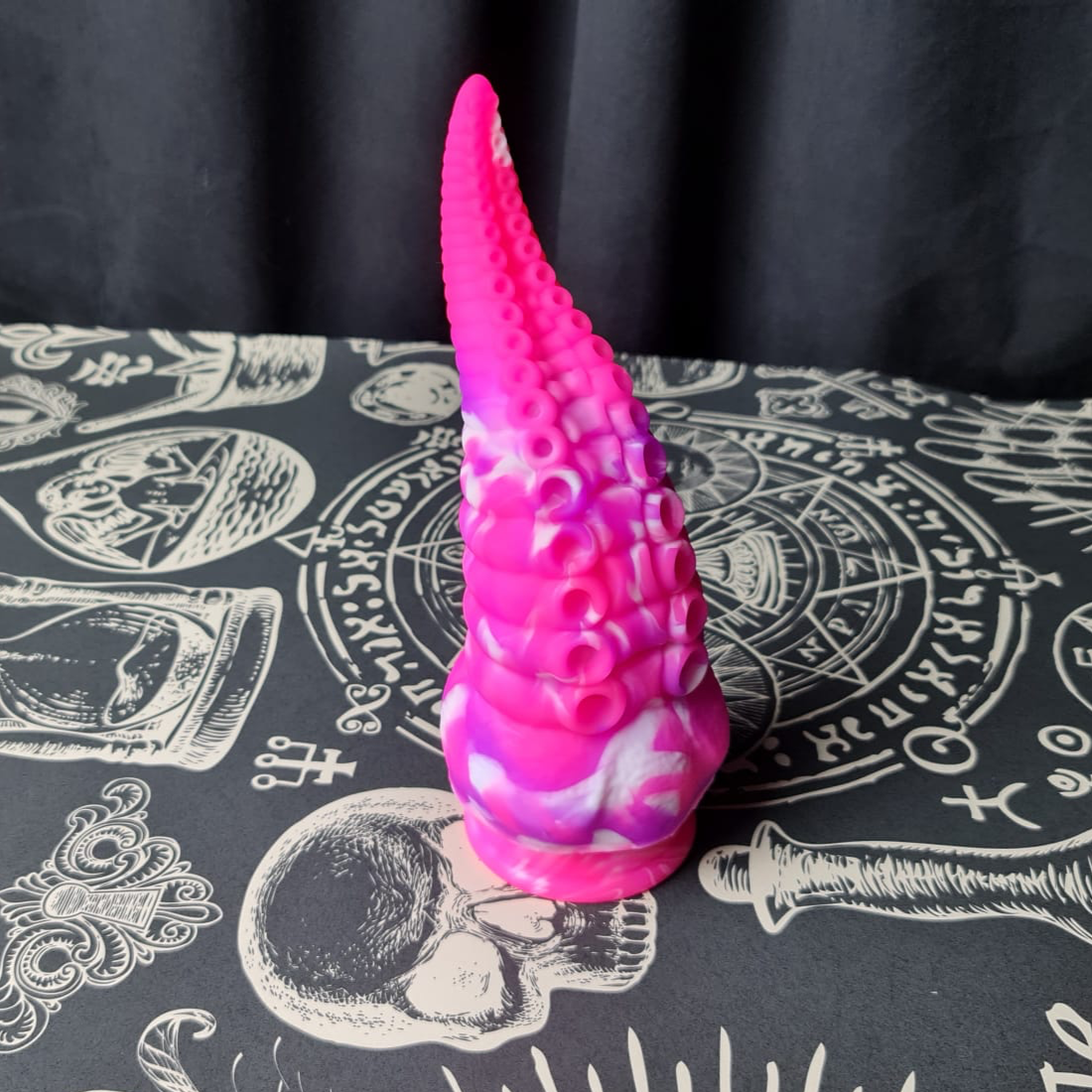 BDSM Fantasy Tentacle Monster Dildo