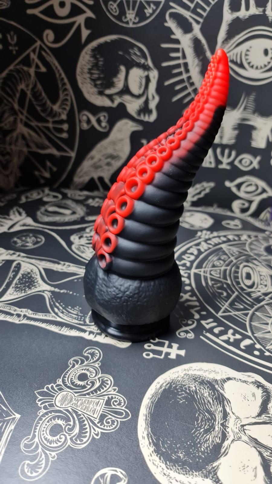 BDSM Fantasy Tentacle Monster Dildo
